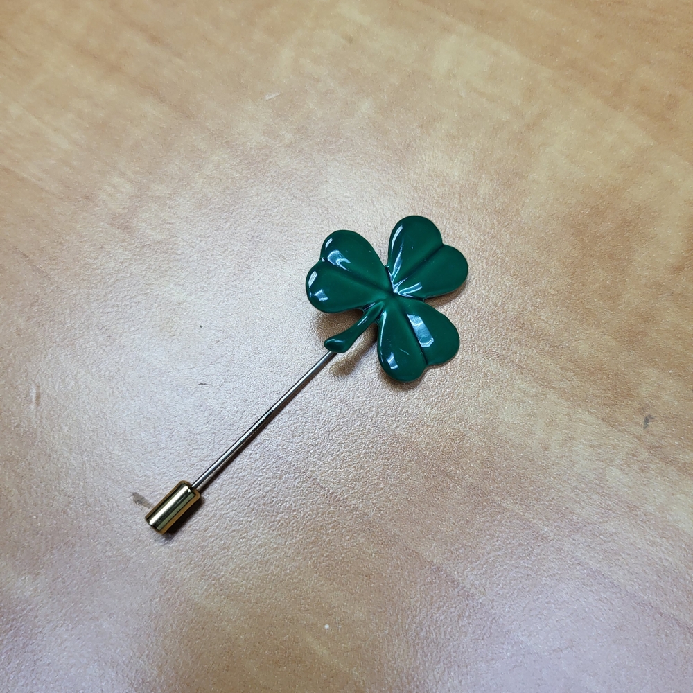Green Clover Lapel Pin